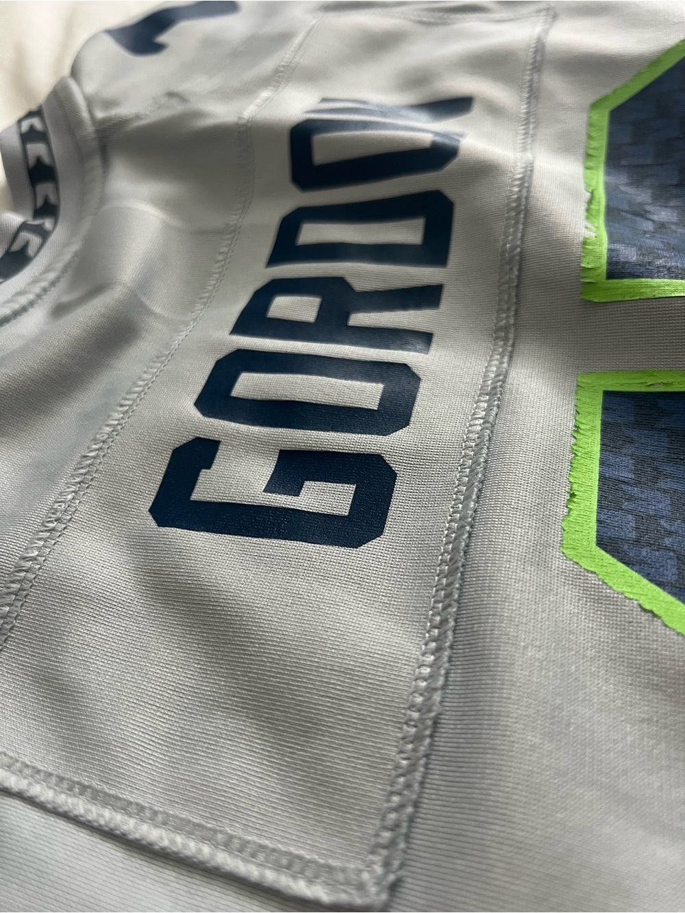 Nike NFL Players Seattle Seahawks 13 Gordon Jersey (Size M 10/12) #144 Preowned - Picture 7 of 8